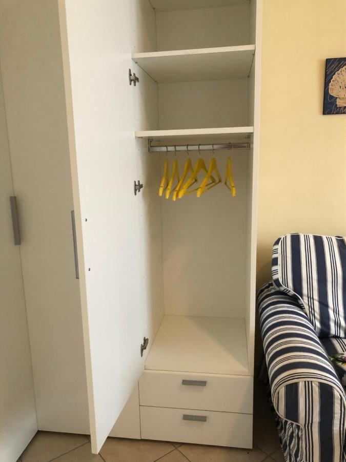 Centrally Located Apt By Harbour With Elevator 산레모 외부 사진