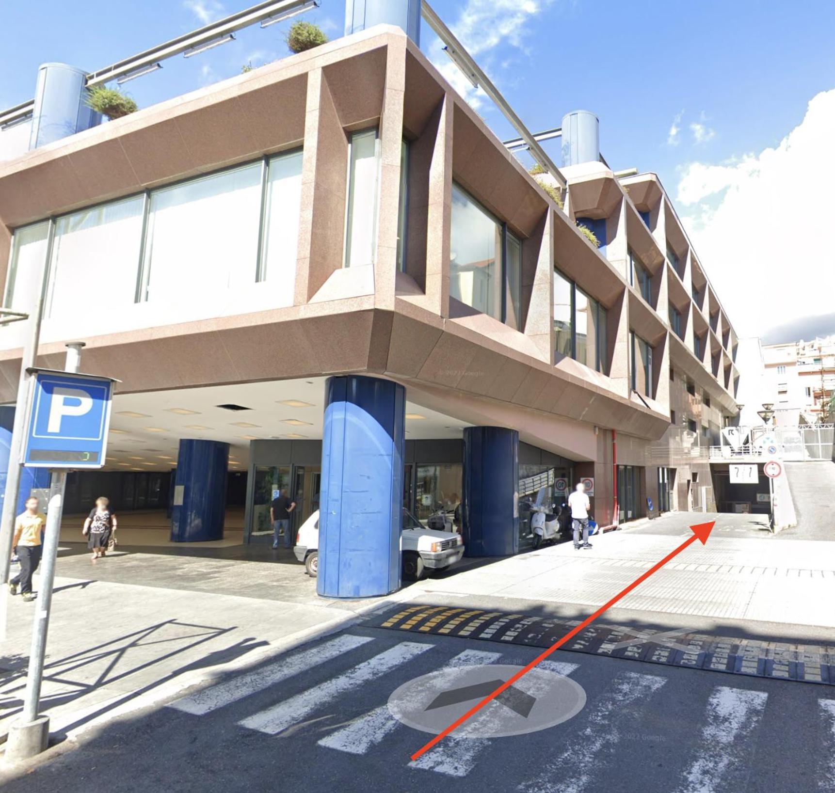 Centrally Located Apt By Harbour With Elevator 산레모 외부 사진